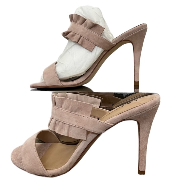 NWT Neiman Marcus, pink suede heels with ruffle - Picture 4 of 5